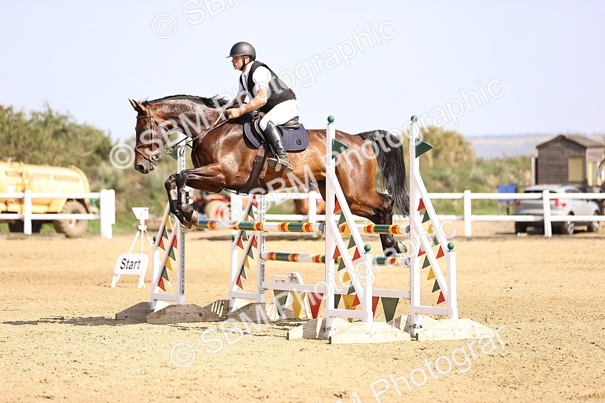 SBM_006936 - Class 13 - Senior Newcomers - 1.10m