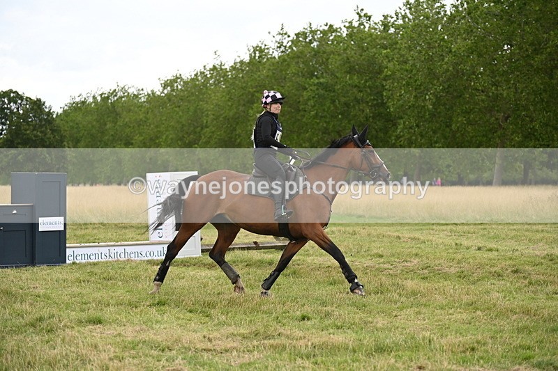 WJ6_4823 - Time at Jump 13:04 to 13:34
