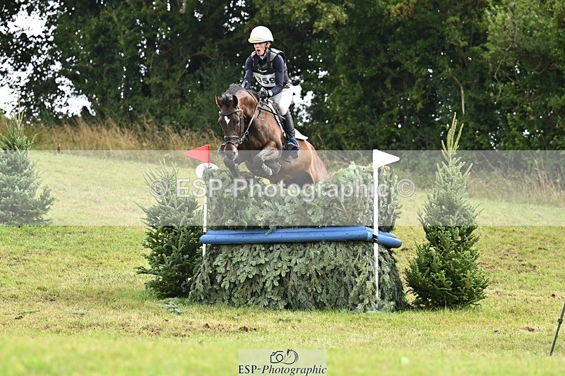 250831-113852-07813 - H-359-Flora.Harris