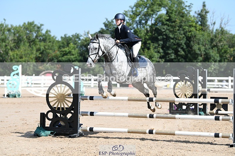 250725-102807-01405 - Cls 6 Snr British Novice and 90cm