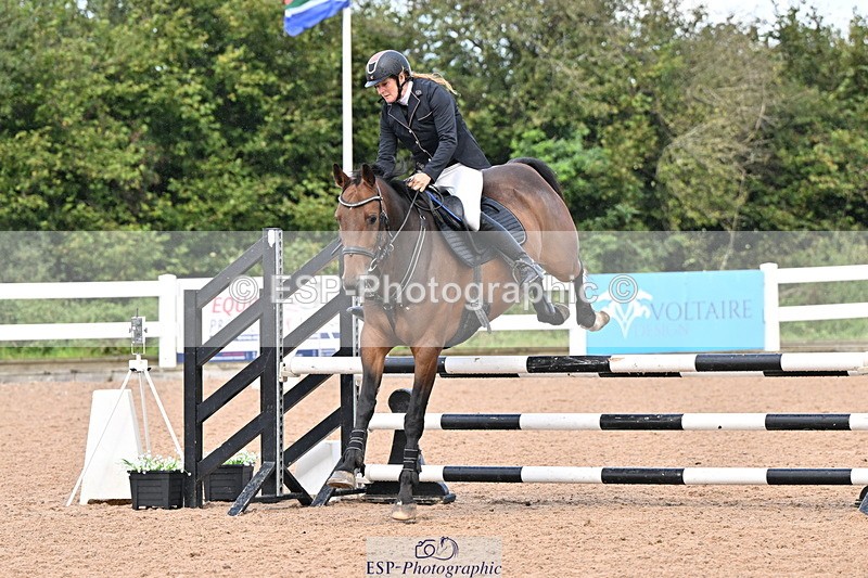 240912A-111856-01151 - Cls 9 Snr Discovery and 1m Open