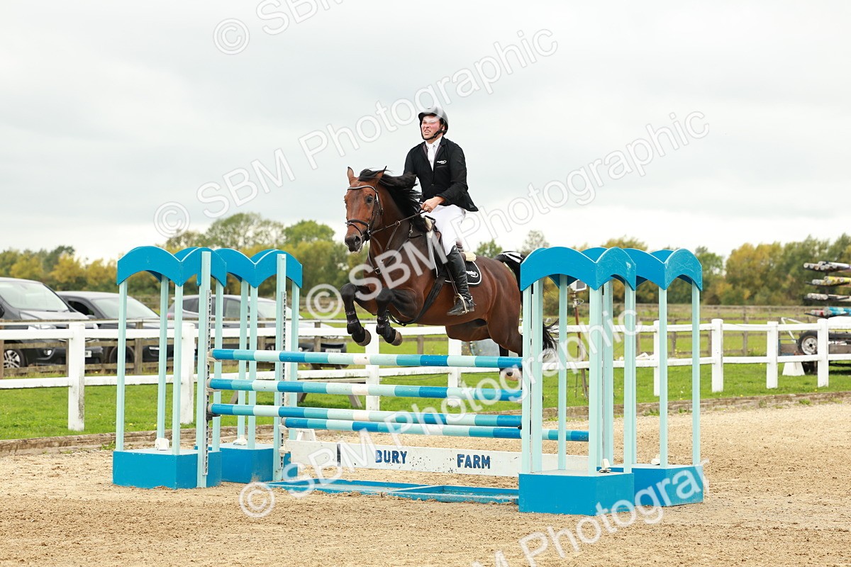 1I0A8002 - Class 5 - Senior Foxhunter 1.20m