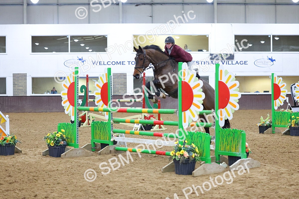 1I0A4891 - Class 9 - Senior Newcomers/ 1.10m Open