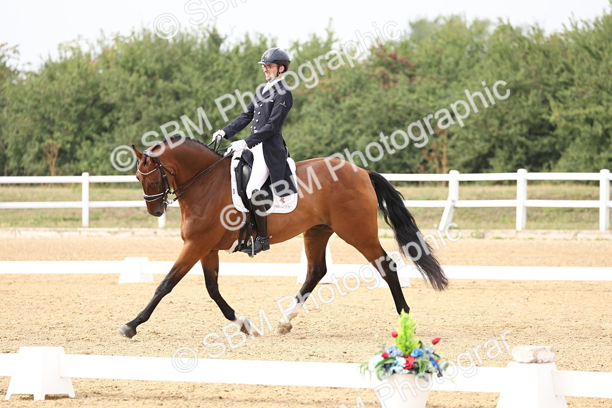 SBM_008269 - Class 10 - FEI INT I - 16.10-16.50