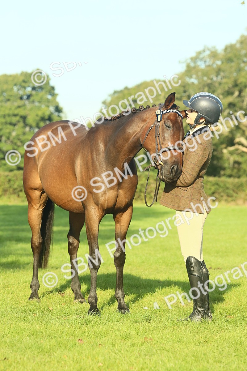 SBM_58591 - S37 - Starters In Hand Showing
