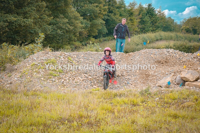 DSCF0141 - Ripon MC Trial 27/09- kids