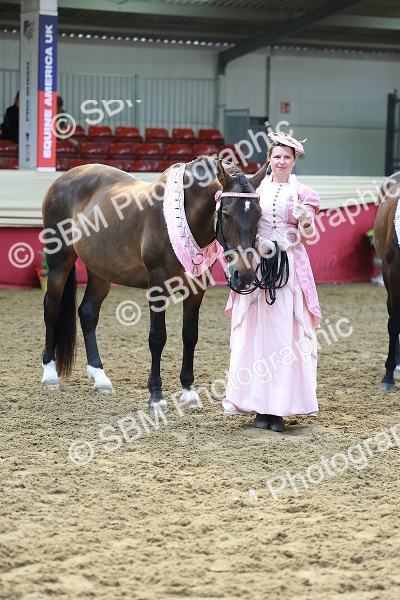 SBM_12119 - Class 103 - IH Costume