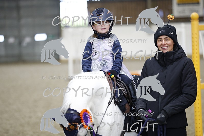 _T0A0911 - Class 1 Cross poles