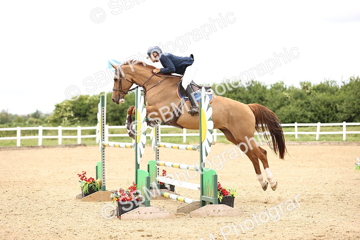 SBM_007747 - Class 19 - Senior Newcomers - 1.10m