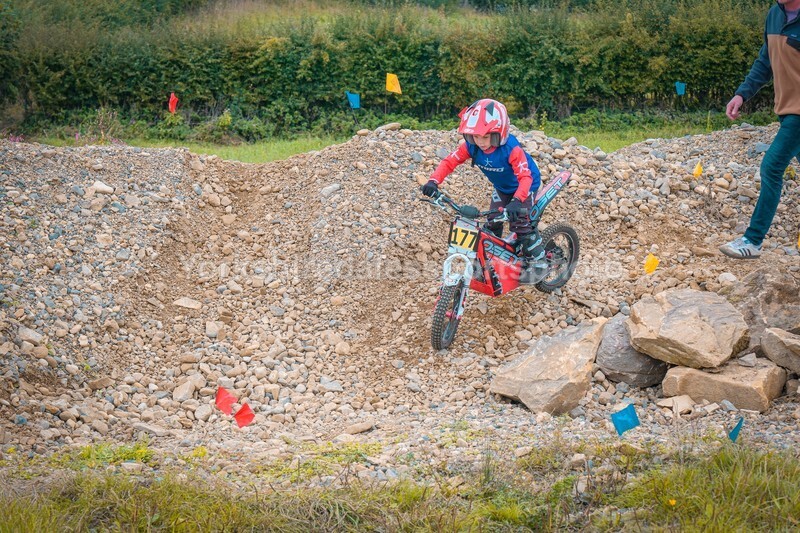 DSCF0507 - Ripon MC Trial 27/09- kids