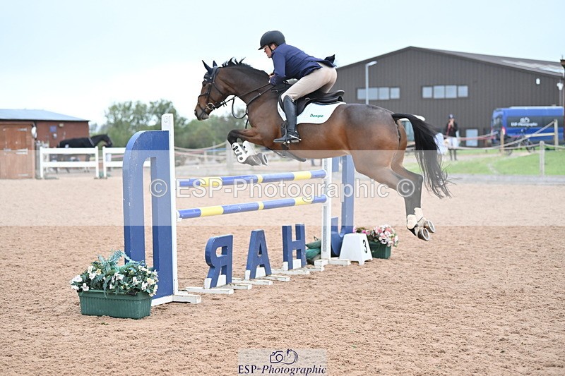 231013A-151248-02948 - Cls 9 Foxhunter & 1.20m Open