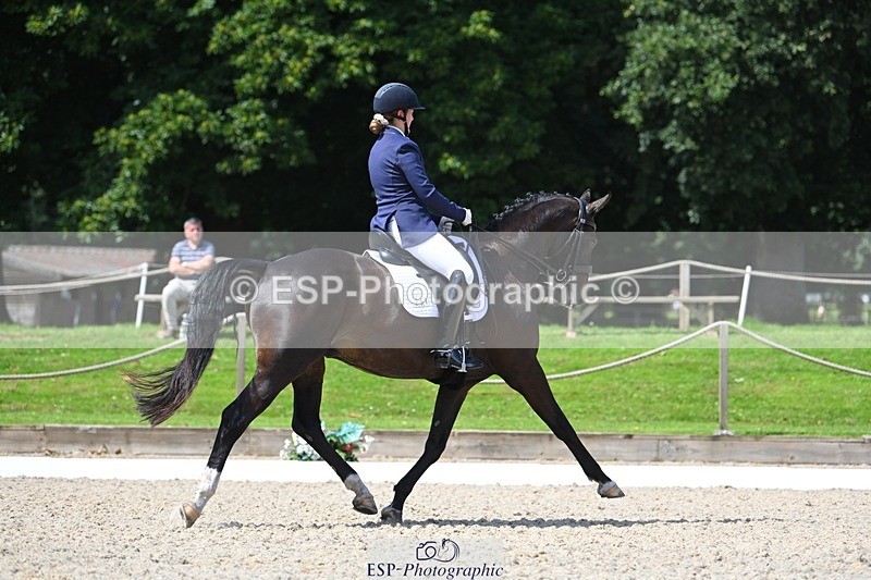 230811-121630-01228 - Cls 4 Adv Medium Silver