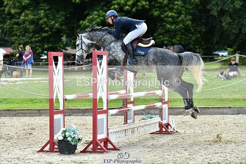 230712-165330-25366 - Cls 57 Newcomers & 1.10m Open