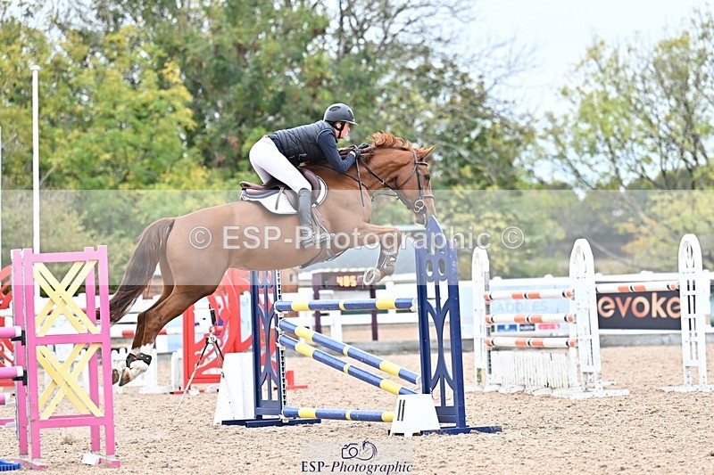 251015-131706-00532 - Cls 4 Newcomers and 1.10m Open