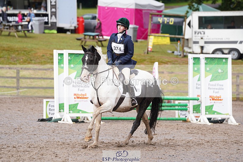 240824X-104632-23044 - 70cm Round 1 9.30 to 11.10