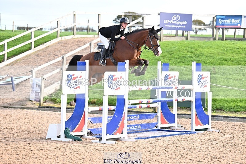 251005-102240-02743 - Cls 15 Foxhunter and 1.20m