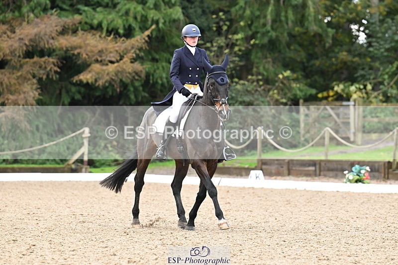 251023A-100432-01405 - B-126-Catherine.Van.Randwyck