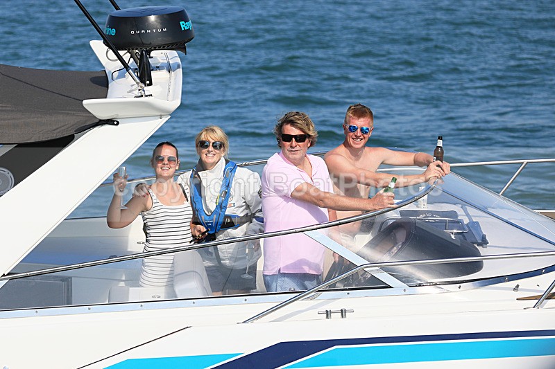 190825 SO WHAT - SUNSEEKER PORTOFINO 1Y3A0845 - Motorboats - Open