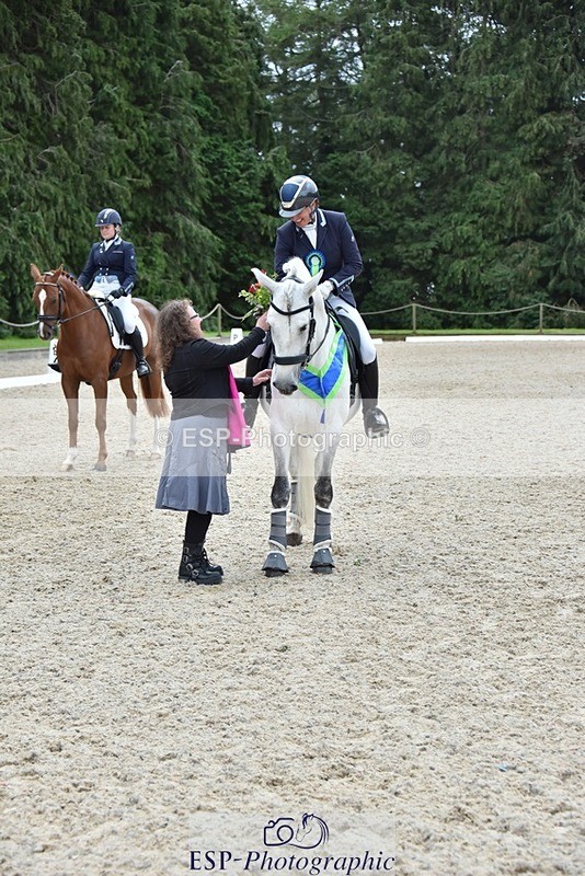 230813-181918-08792 - Medium Silver Presentations