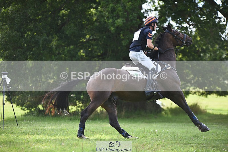 240804-161524-18551 - 611-Max_Forster-FLO_CORMINT