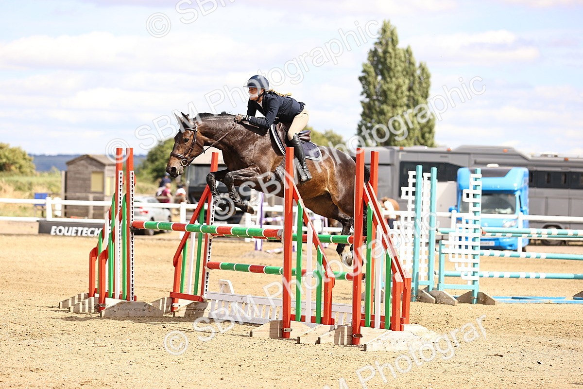 SBM_001229 - Class 6 - Senior Newcomers - 1.10m