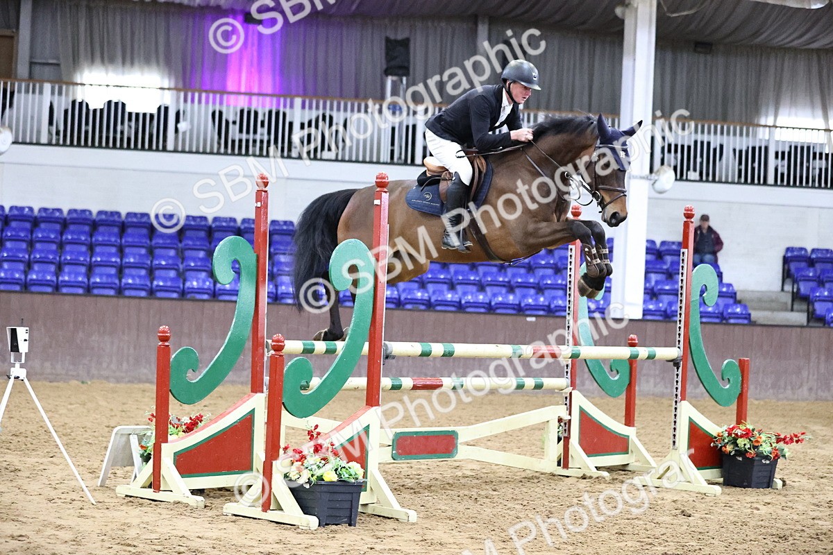 SBM_001518 - Class 4 - Senior Newcomers - 1.10m Open