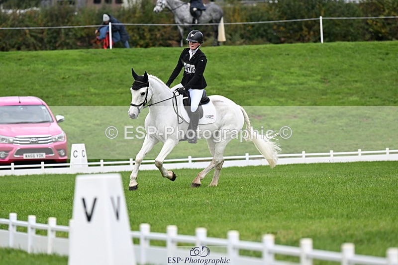 251023A-114346-03655 - G-515-Jessica.Saunders