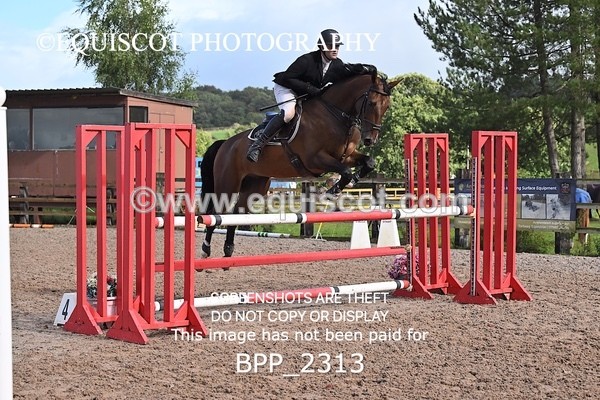 BPP_2313 - CLASS 4  FRI Senior Newcomers/ 1.10m Open