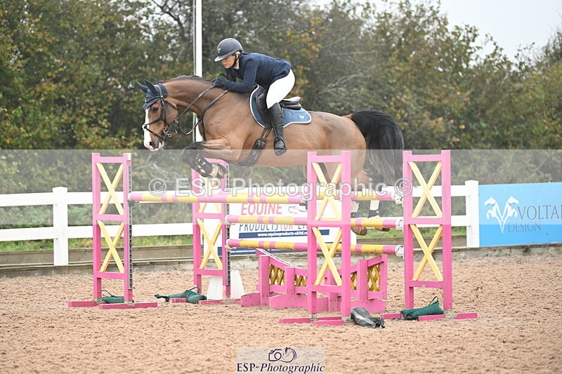 241102A-123738-04601 - SAT Cls 15 Foxhunter and 1.20m Open