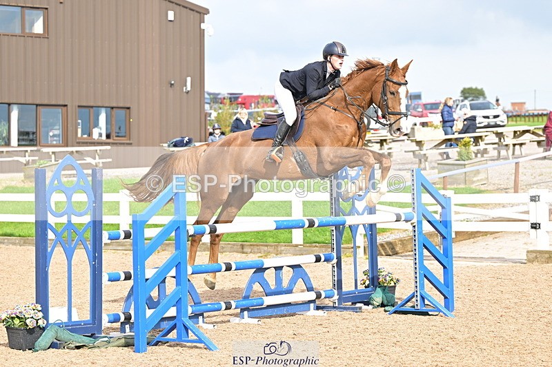 241004A-150348-02646 - Fri 12 1.15m Members Cup