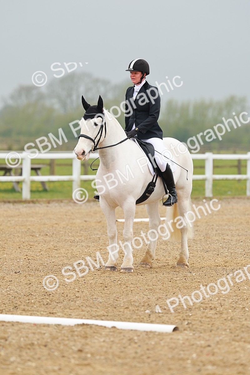 Canon EOS R3_000076 - Class 4 - P5