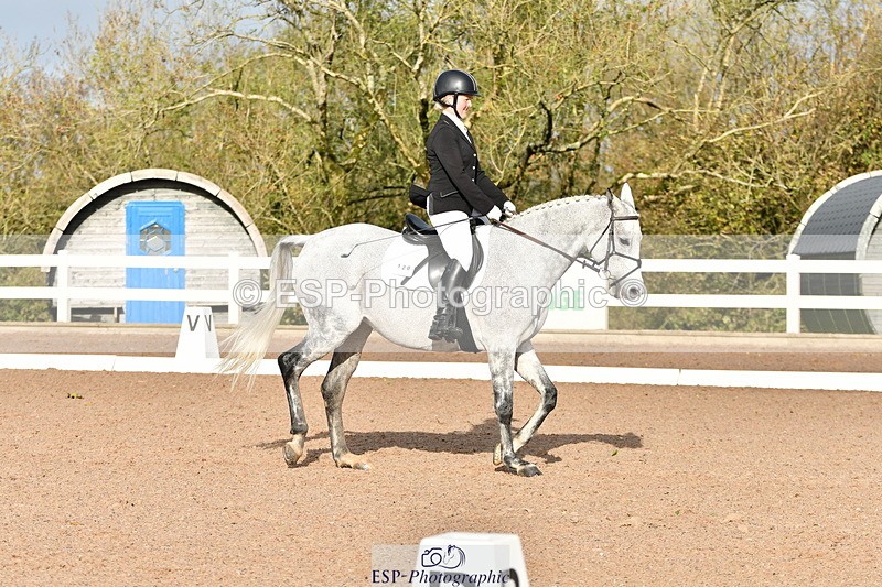 231104A-105606-00180 - Cls 4 Novice 22