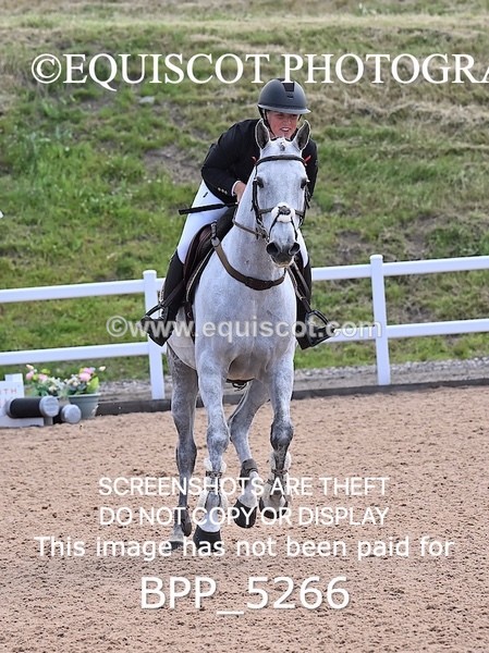 BPP_5266 - CLASS 8 THURS HOYS GFS Saddles Senior Newcomers Second Round