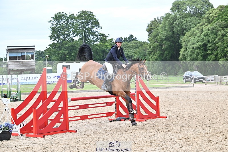 250613A-140358-01820 - Cls 12 95cm Amateur Quali