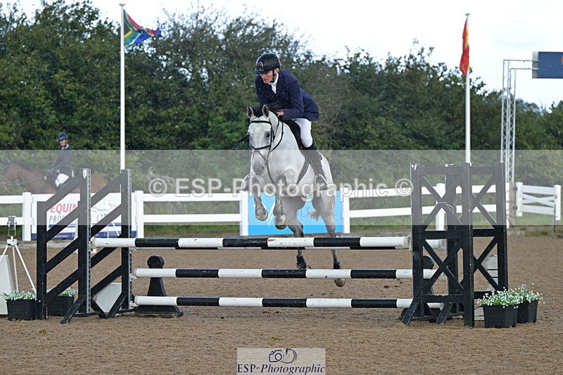 240912A-101509-00946 - Cls 8 Snr British Novice and 90cm Open