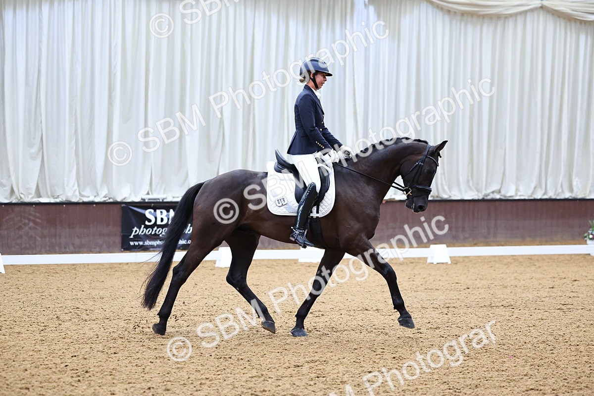 SBM_005590 - Class 5 - Novice 6 - 9.30-10.33