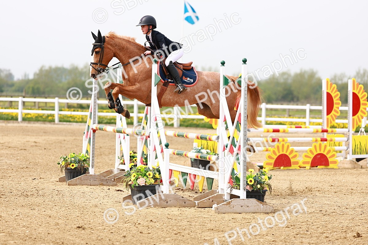  - Class 17 - Senior 1.05m