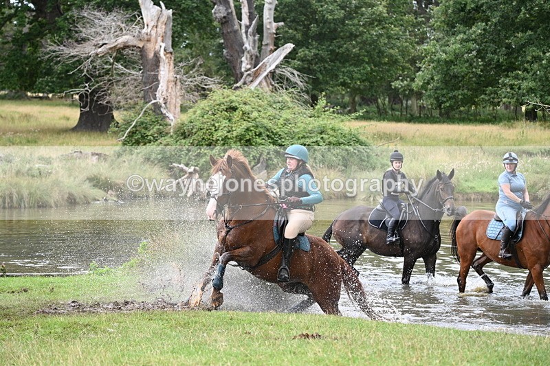 WJ7_3476 - Time at Water 12:15 to 12:50