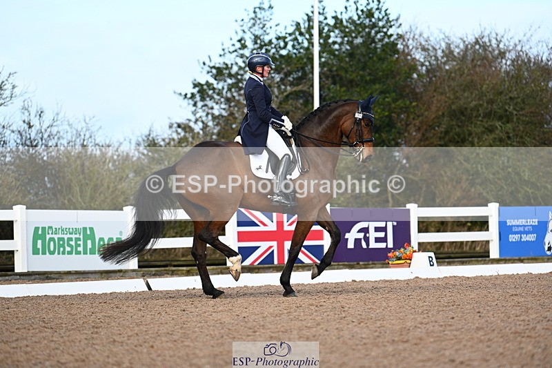 240218A-111409-06159 - 199-Nicola.Buchanan-St.Giles.flamboyant