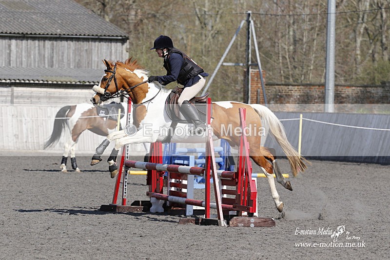 _EST1107 - Bourne Valley Riding Club Winter Showjumping 27/03/22