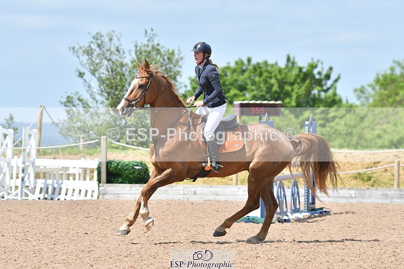 240609A-111754-04490 - Cls 17 Snr 1.05m Open