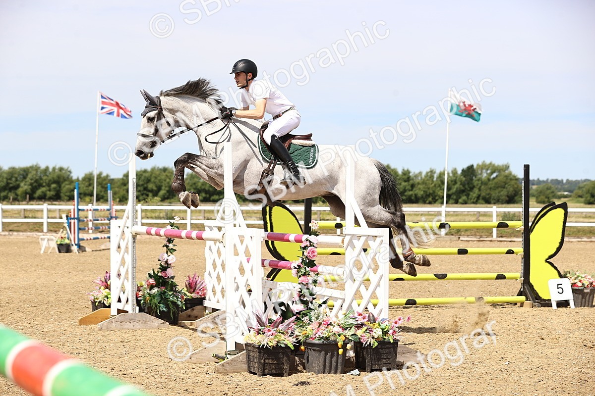 SBM_000608 - Class 15 - Redpost Equestian Senior Foxhunter - 1.20m