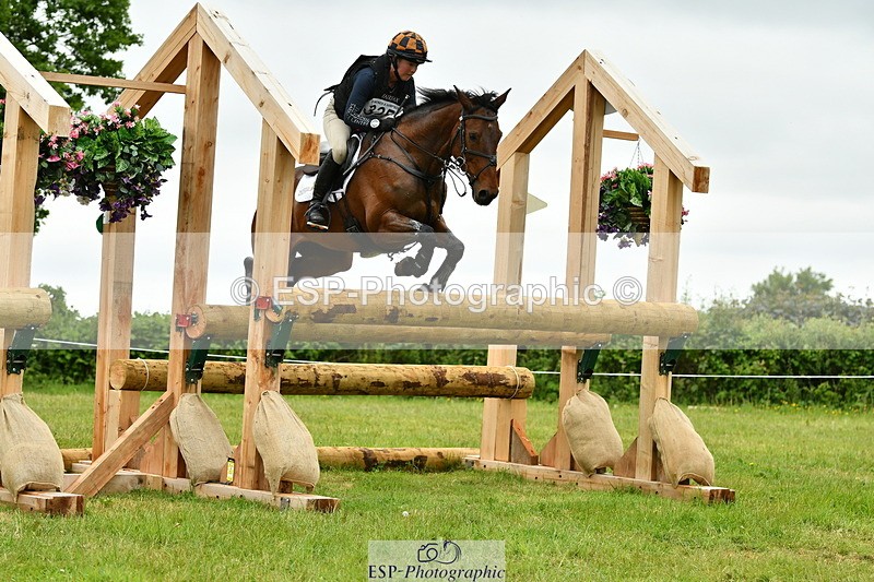 250524A-122953-09868 - B-325-Kat.Raybould-MONBEG.SHELBY