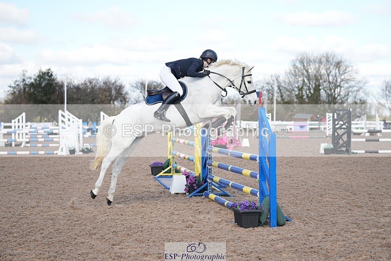 250316-105409-05981 - Cls 21 British Novice and 90cm