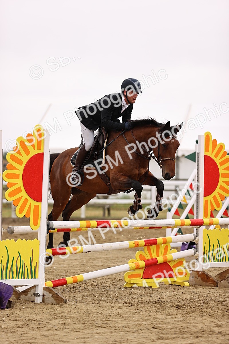 SBM_025210 - Class 9 - Senior British Novice - 90cm