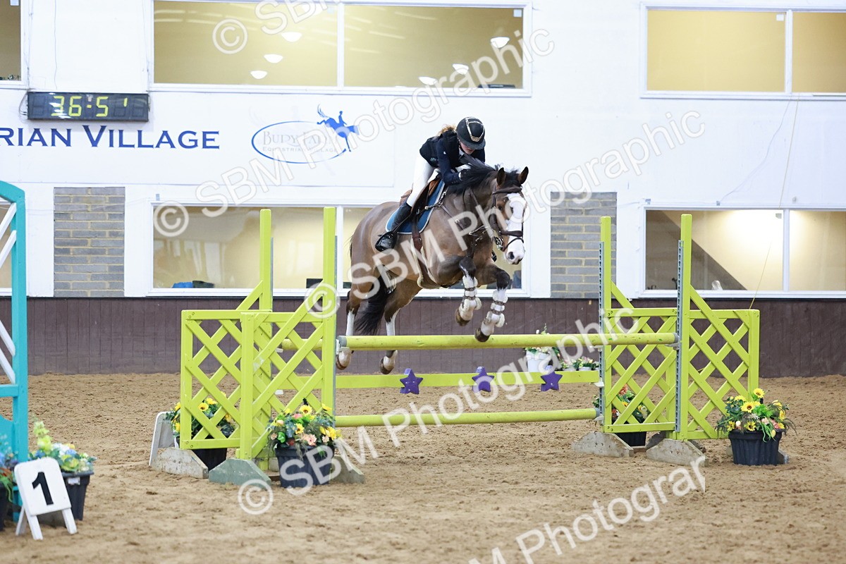 SBM_007751 - Class 24 - Nupafeed Supplements Senior Discovery/ 1m Open