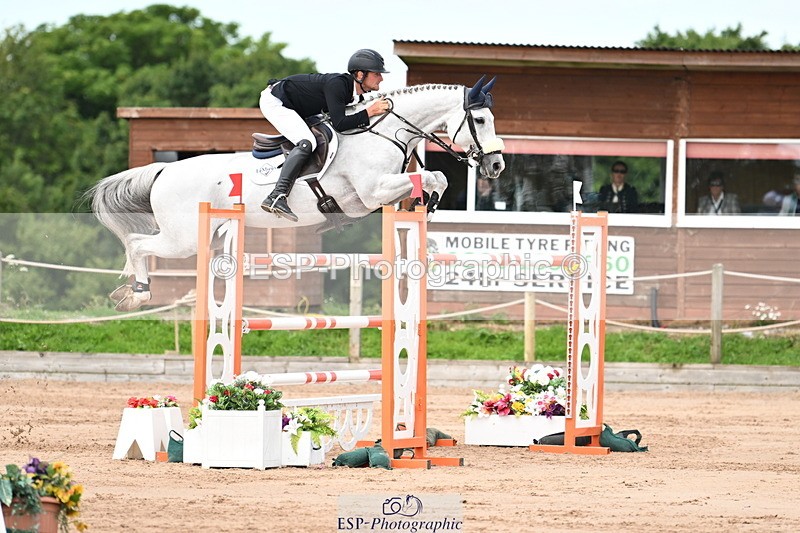 240721A-110931-17538 - Cls 8, 3 Star Big Tour LR 1.55m Grand Prix