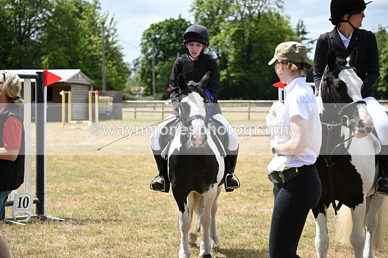 WJ6_5506 - Class 12 Minimus Jumping 45cm