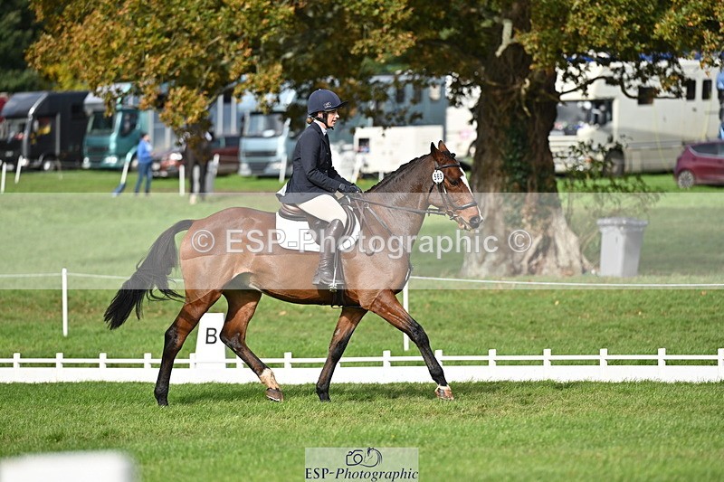 251024A-120700-09861 - G-569-Hannah.Lewis