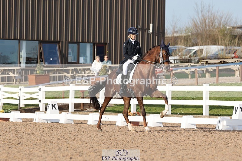 250404-180706-08213 - 131-Francesca.Cawley-Dame.Blanche